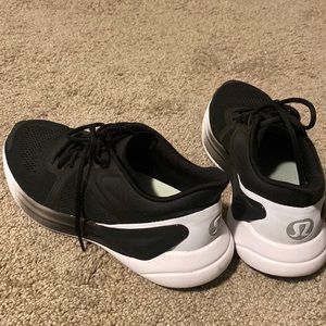 Lululemon Blissfeel Running Sneaker